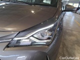  Toyota  Yaris TOYOTA  / 2017 / 5P / BERLINA 1.5 HYBRID ACTIVE #37
