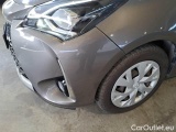  Toyota  Yaris TOYOTA  / 2017 / 5P / BERLINA 1.5 HYBRID ACTIVE #41