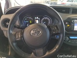  Toyota  Yaris TOYOTA  / 2017 / 5P / BERLINA 1.5 HYBRID ACTIVE #111