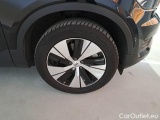  Volvo  XC 40 VOLVO XC40 / 2017 / 5P / SUV T4 PLUG-IN HYBRID AUTO RECH INSCRIP EXPR #17