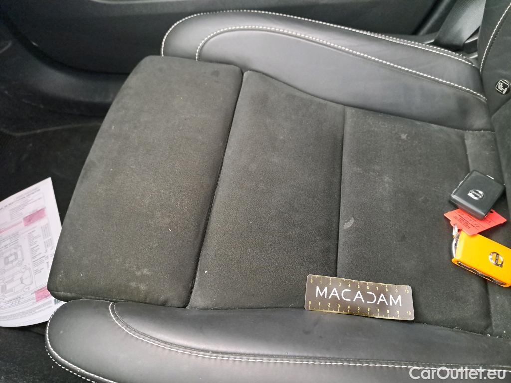  Volvo  XC 40 XC40 Pro Recharge Pure Electric AWD 78kWh BVA #25