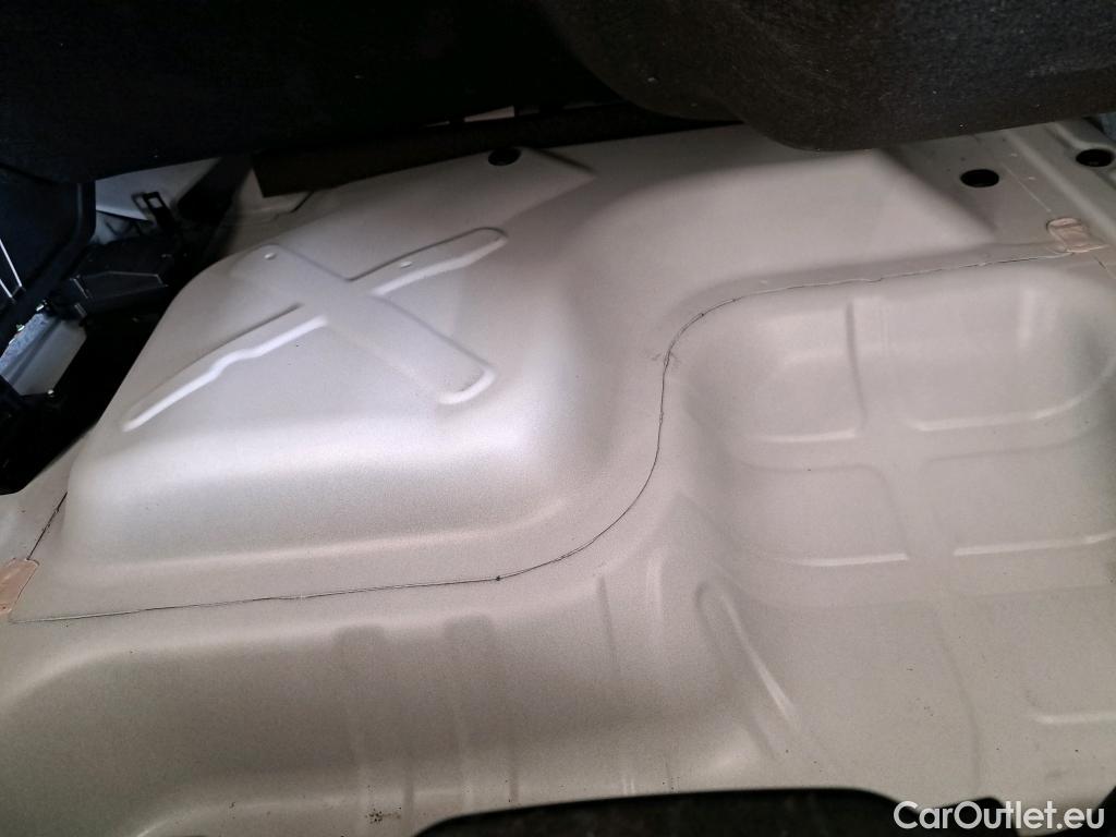  Volvo  XC 40 XC40 Pro Recharge Pure Electric AWD 78kWh BVA #11