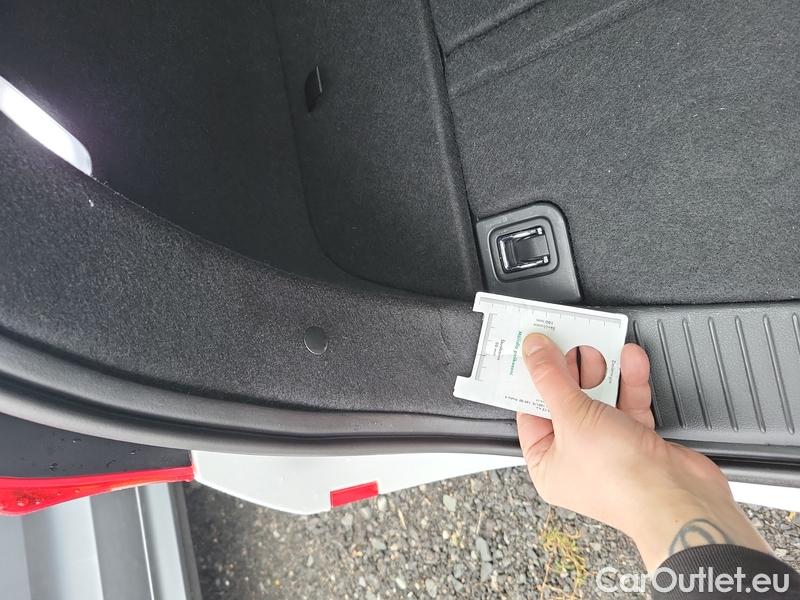  Hyundai  i30  (PD)(01.2017 ->)  Kom. 1.5T MHEV Premium AT #17