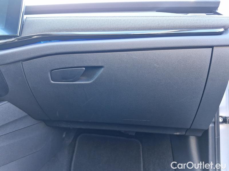  Skoda  Octavia  Combi (NX3)(2020) Oct.Combi 1.5TSI 110 Style Aut #16