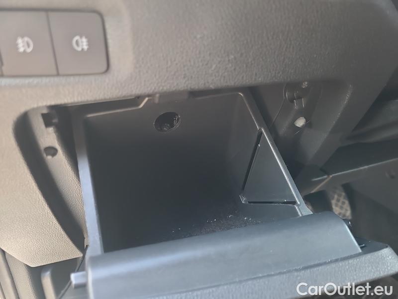  Skoda  Octavia  Combi (NX3)(2020) Oct.C.2.0TDI 110 4x4 Style AT #13