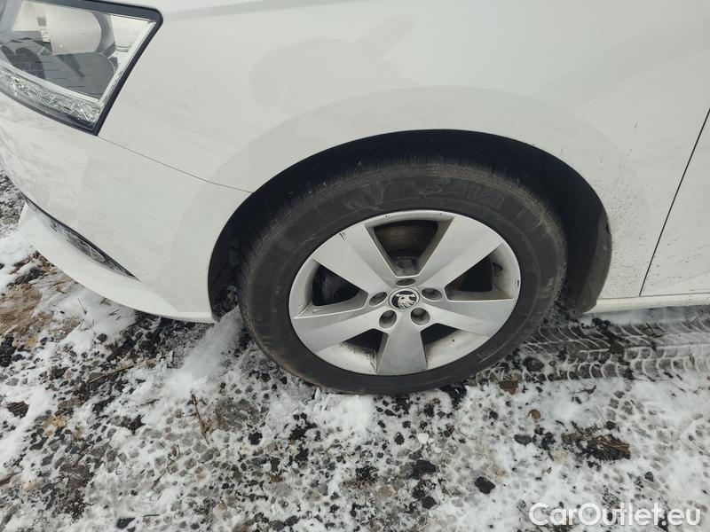  Skoda  Fabia  Combi (2015)  Com.1.0TSI 70 Ambition #3