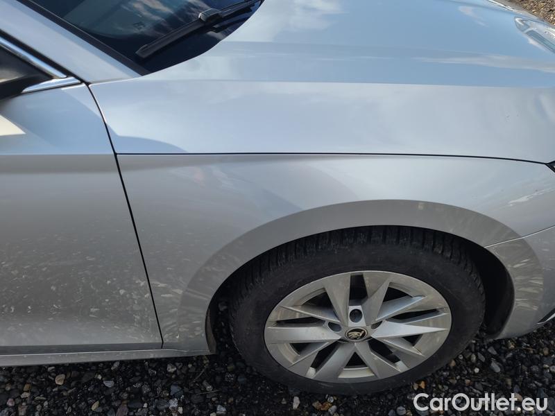  Skoda  Octavia  Combi (NX3)(2020) Oct.C.2.0TDI 110 4x4 Style AT #23