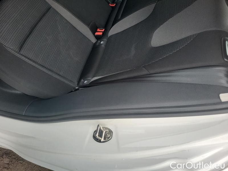  Skoda  Octavia  Lim. (NX3)(2020)  1.0TSI 81 Ambition #6