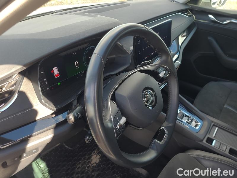  Skoda  Octavia  Combi (NX3)(2020) Oct.C.2.0TDI 110 4x4 Style AT #12