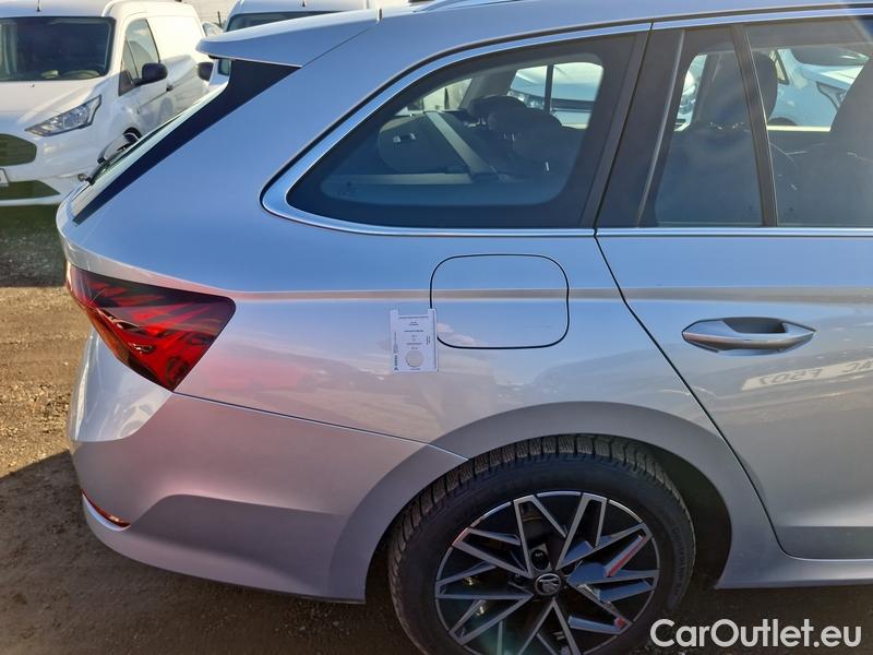  Skoda  Octavia  Combi (NX3)(2020) Oct.Combi 1.5TSI 110 Style Aut #12