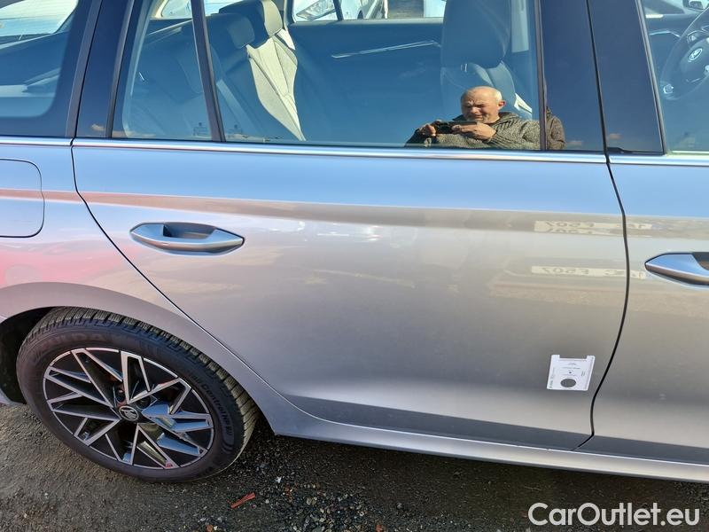  Skoda  Octavia  Combi (NX3)(2020) Oct.Combi 1.5TSI 110 Style Aut #13