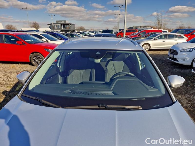  Skoda  Octavia  Combi (NX3)(2020) Oct.Combi 1.5TSI 110 Style Aut #1