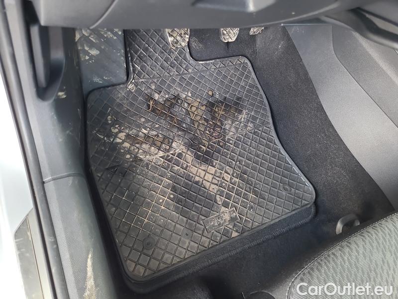  Skoda  Octavia  Lim. (NX3)(2020)  2.0TDI 85 Style 5d #6