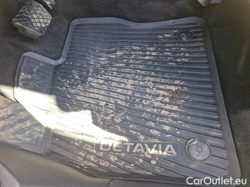  Skoda  Octavia  Combi (NX3)(2020) Oct.Co1.5TSI CNG 130 Ambit AT #4