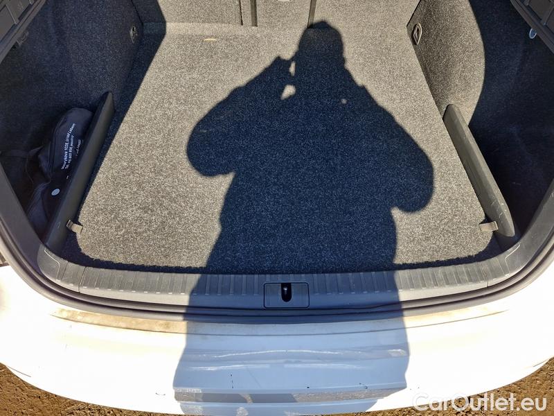  Skoda  Octavia  Combi (NX3)(2020) Oct.Co1.5TSI CNG 130 Ambit AT #8