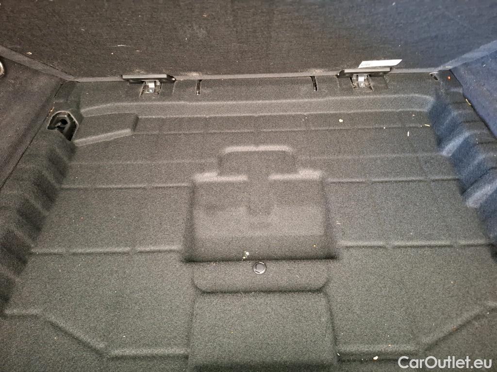  Bmw  Serie 3 BMW Série 3 Touring / 2022 / 5P / Break 318d 150ch Business Design BVA8 #3