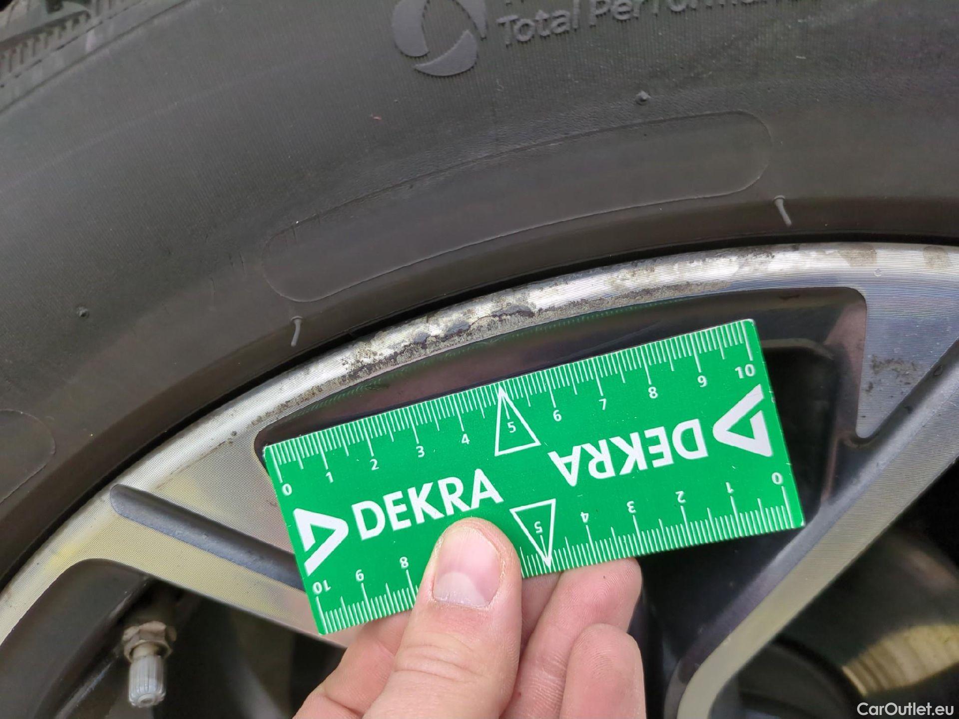  Bmw  X1 Série  sDrive16d Lounge 1.5 115CV BVA7 E6d #13