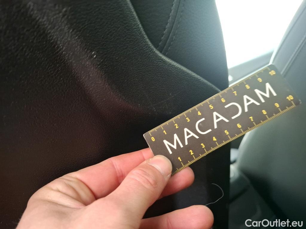  Bmw  Serie 2 BMW Série 2 Gran Coupé / 2019 / 4P / Berline 218D AUTO Business Design #40