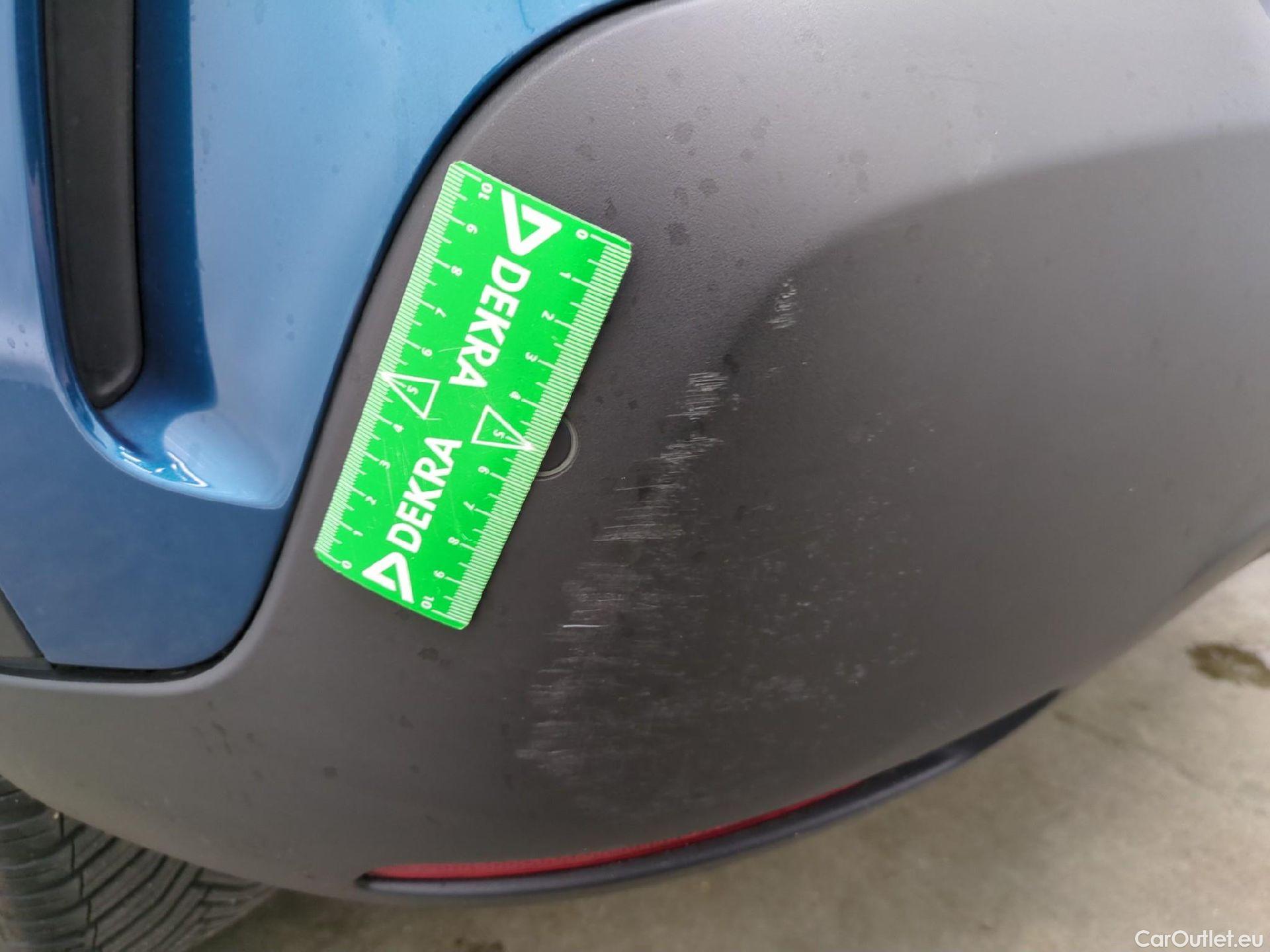  Citroen  C4 Cactus  Feel Business 1.5 BlueHDi 100CV BVM6 E6d #36