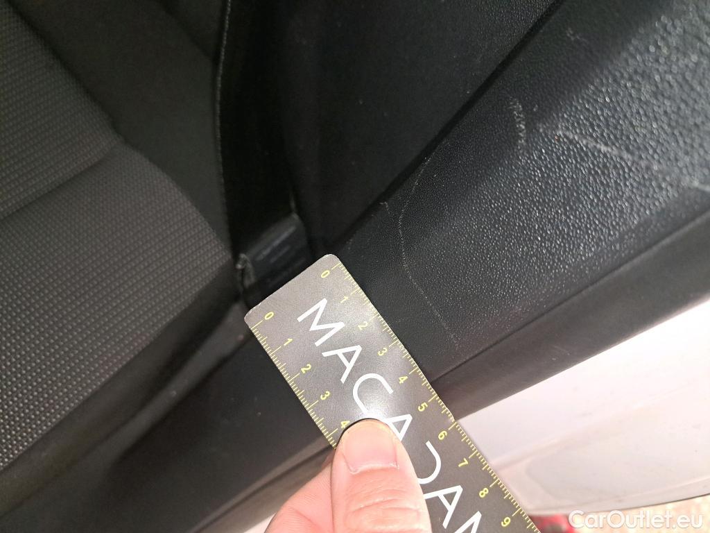  Citroen  C3  Feel Pack 1.5 BlueHDI 100CV BVM6 E6d #40