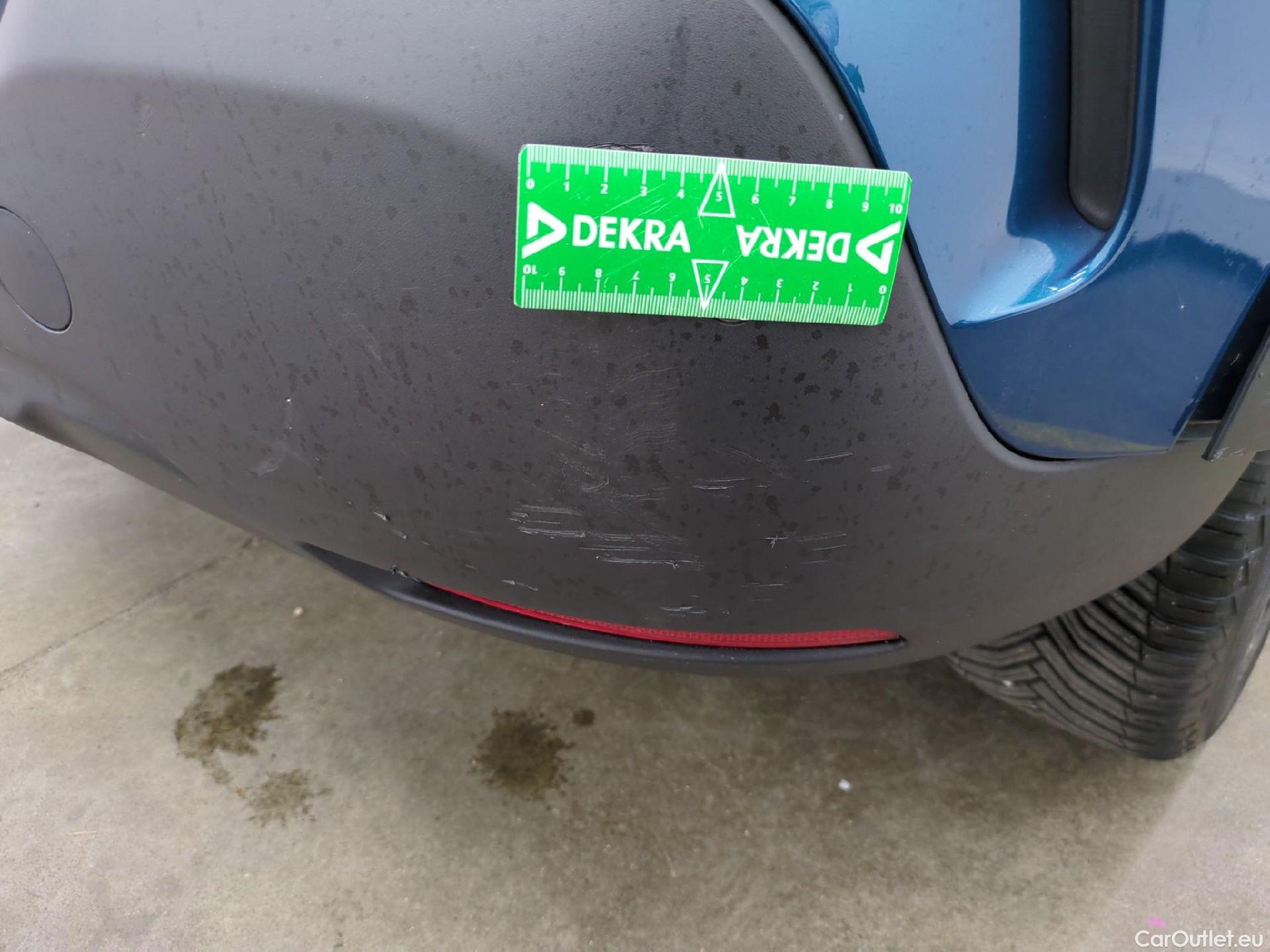  Citroen  C4 Cactus  Feel Business 1.5 BlueHDi 100CV BVM6 E6d #37