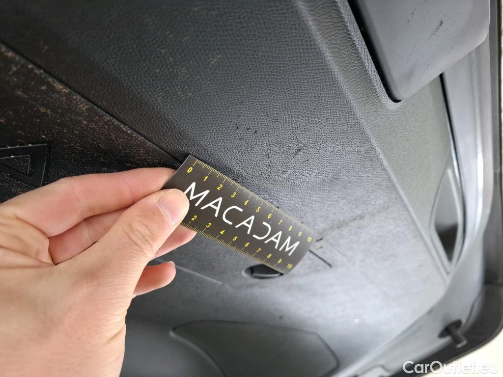  DS  DS7 DS DS 7 Crossback / 2017 / 5P / SUV BlueHDi 130 Auto PERFORMANCE Line + #30