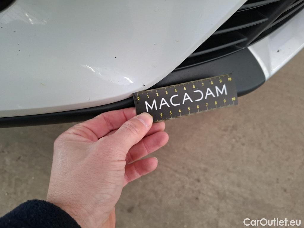  DS  DS7 DS DS 7 Crossback / 2017 / 5P / SUV BlueHDi 130 Auto PERFORMANCE Line + #21