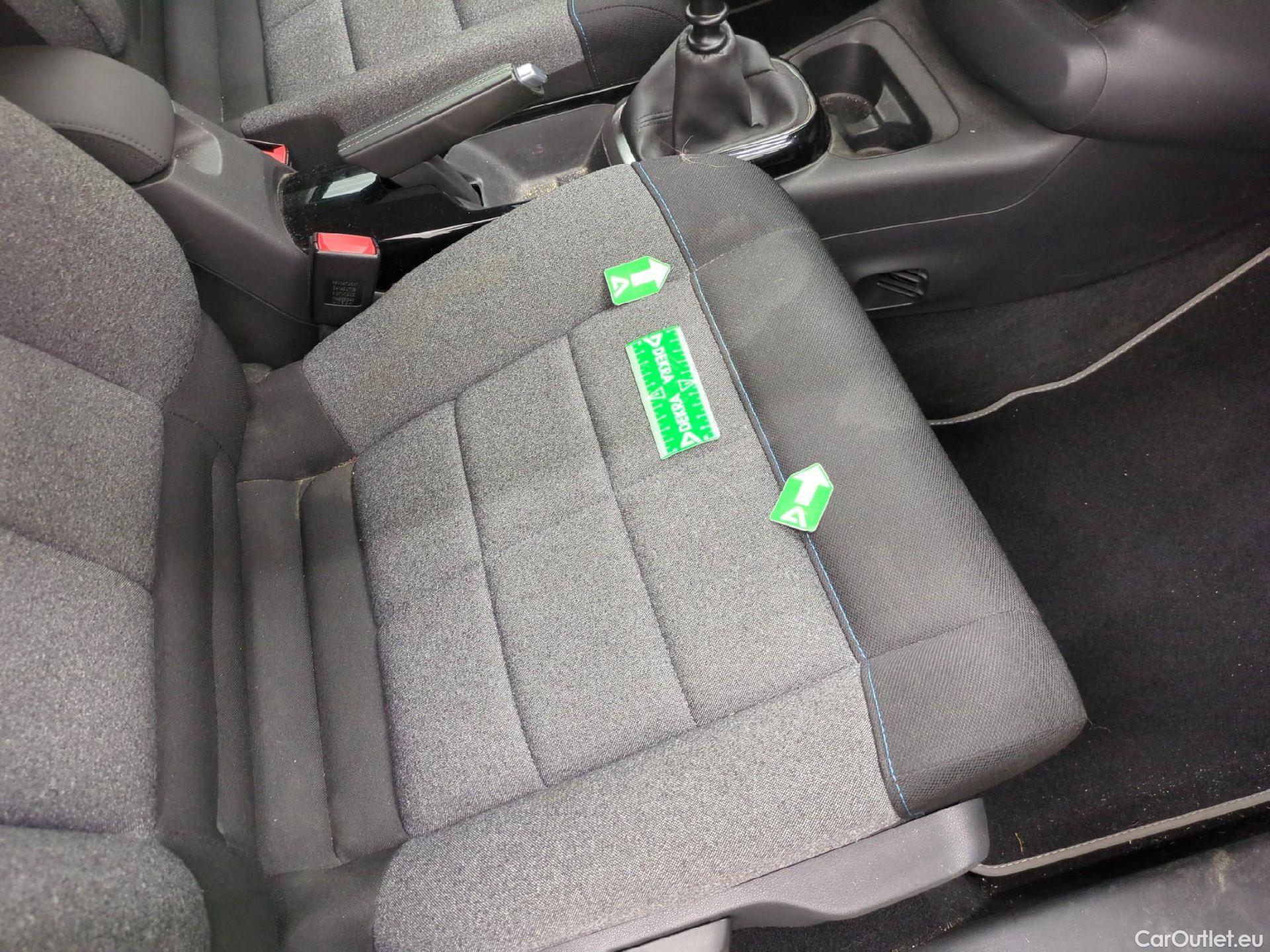  Citroen  C4 Cactus  Feel Business 1.5 BlueHDi 100CV BVM6 E6d #3