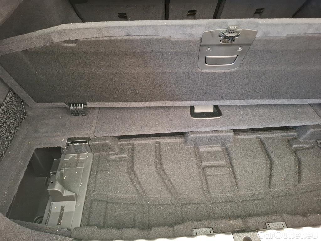  Bmw  Serie 3 BMW Série 3 Touring / 2022 / 5P / Break 318d 150ch Business Design BVA8 #7