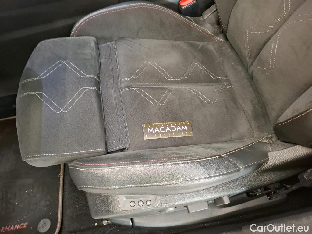  DS  DS7 DS DS 7 Crossback / 2017 / 5P / SUV BlueHDi 130 Auto PERFORMANCE Line + #3