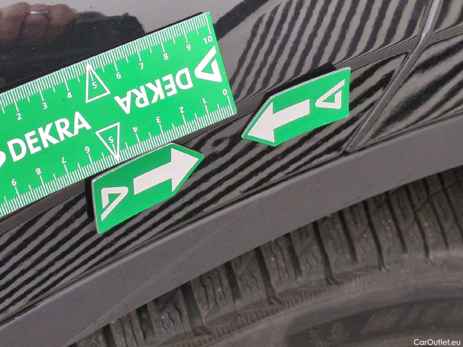  Bmw  X1 Série  sDrive16d Lounge 1.5 115CV BVA7 E6d #26