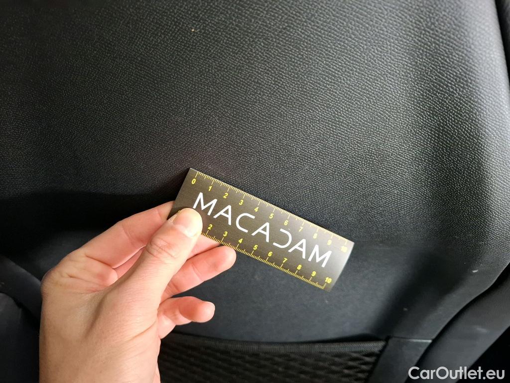  DS  DS7 DS DS 7 Crossback / 2017 / 5P / SUV BlueHDi 130 Auto PERFORMANCE Line + #14