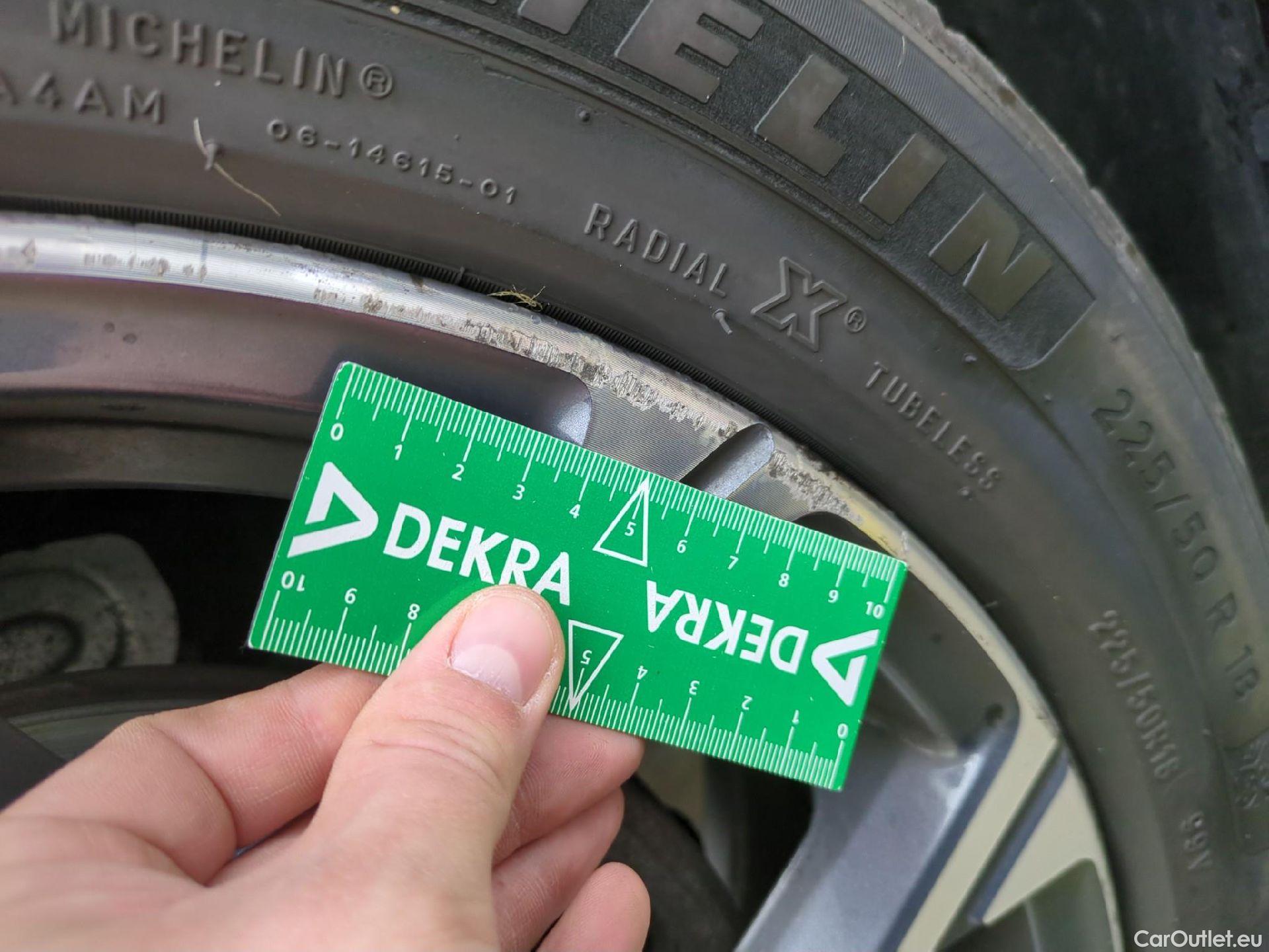  Bmw  X1 Série  sDrive16d Lounge 1.5 115CV BVA7 E6d #10