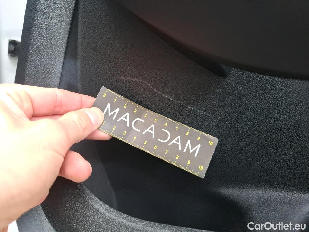  Bmw  Serie 2 BMW Série 2 Gran Coupé / 2019 / 4P / Berline 218D AUTO Business Design #37