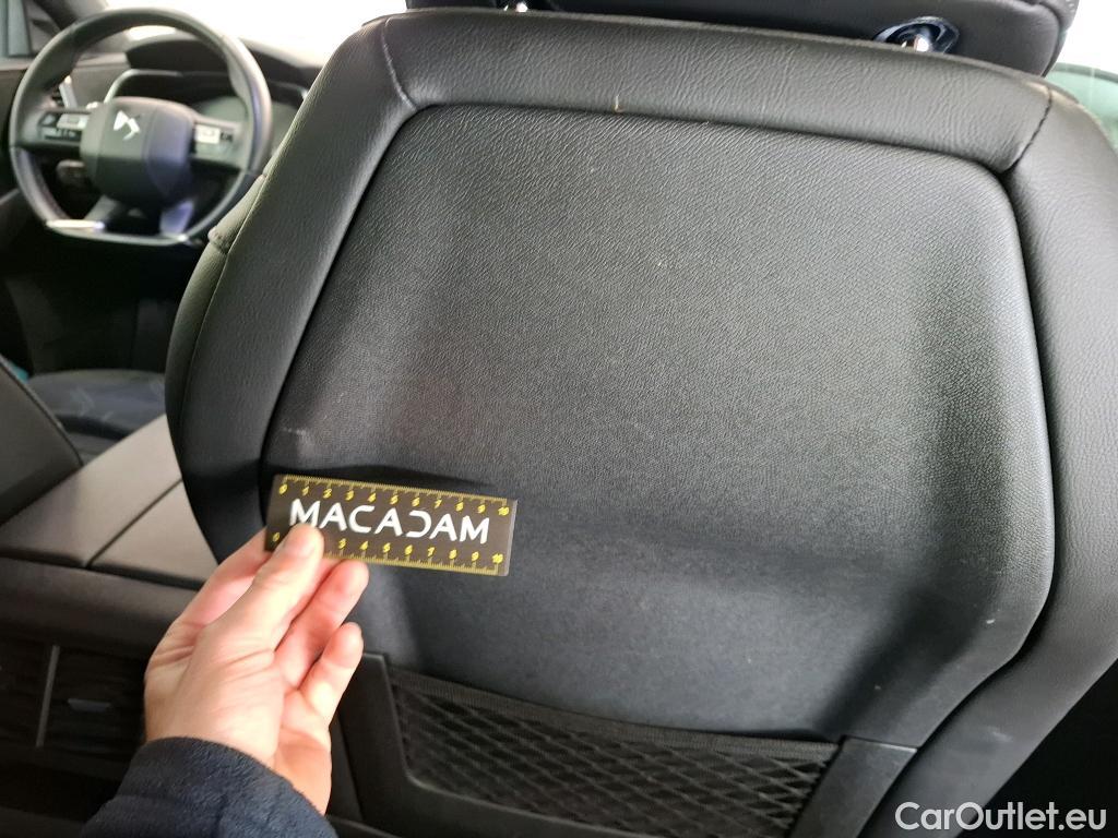  DS  DS7 DS DS 7 Crossback / 2017 / 5P / SUV BlueHDi 130 Auto PERFORMANCE Line + #12