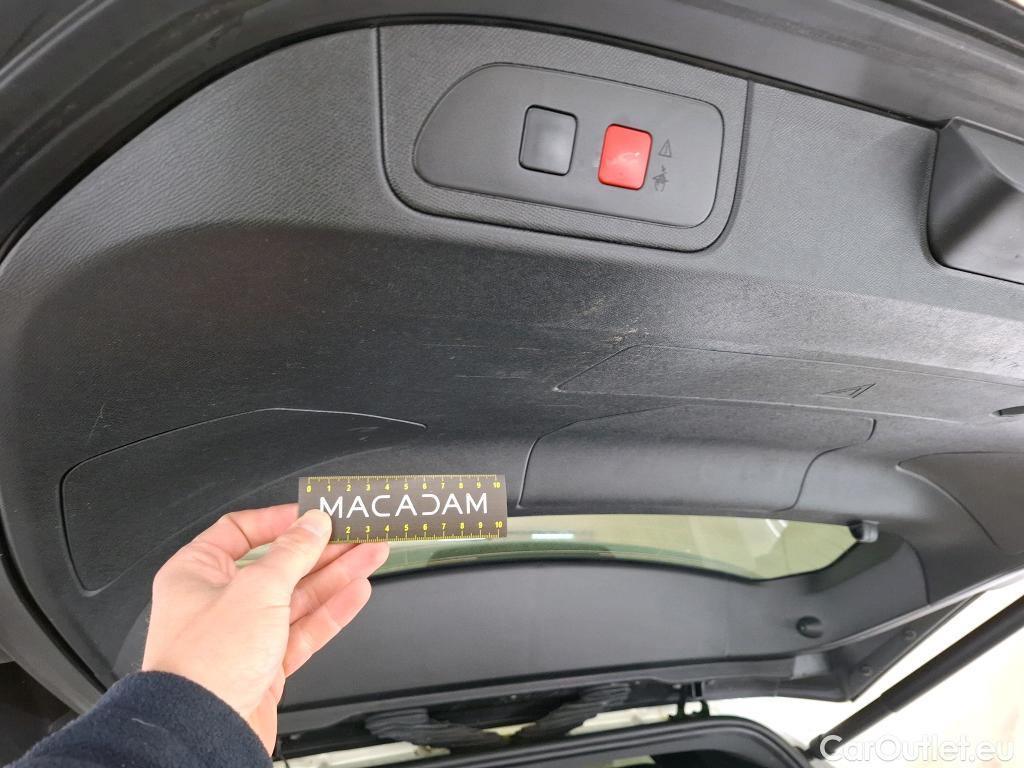  DS  DS7 DS DS 7 Crossback / 2017 / 5P / SUV BlueHDi 130 Auto PERFORMANCE Line + #28