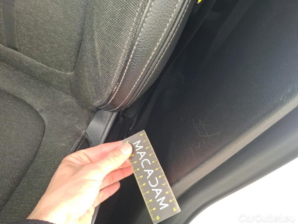  Bmw  Serie 2 BMW Série 2 Gran Coupé / 2019 / 4P / Berline 218D AUTO Business Design #41