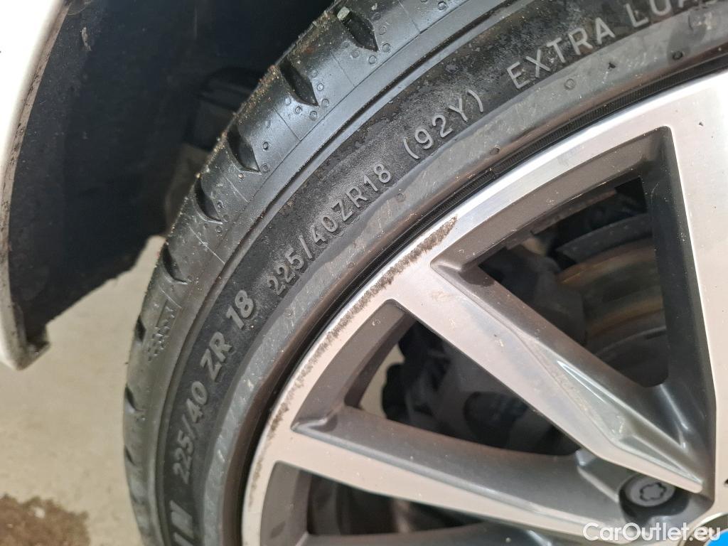  Bmw  Serie 2 BMW Série 2 Gran Coupé / 2019 / 4P / Berline 218D AUTO Business Design #8