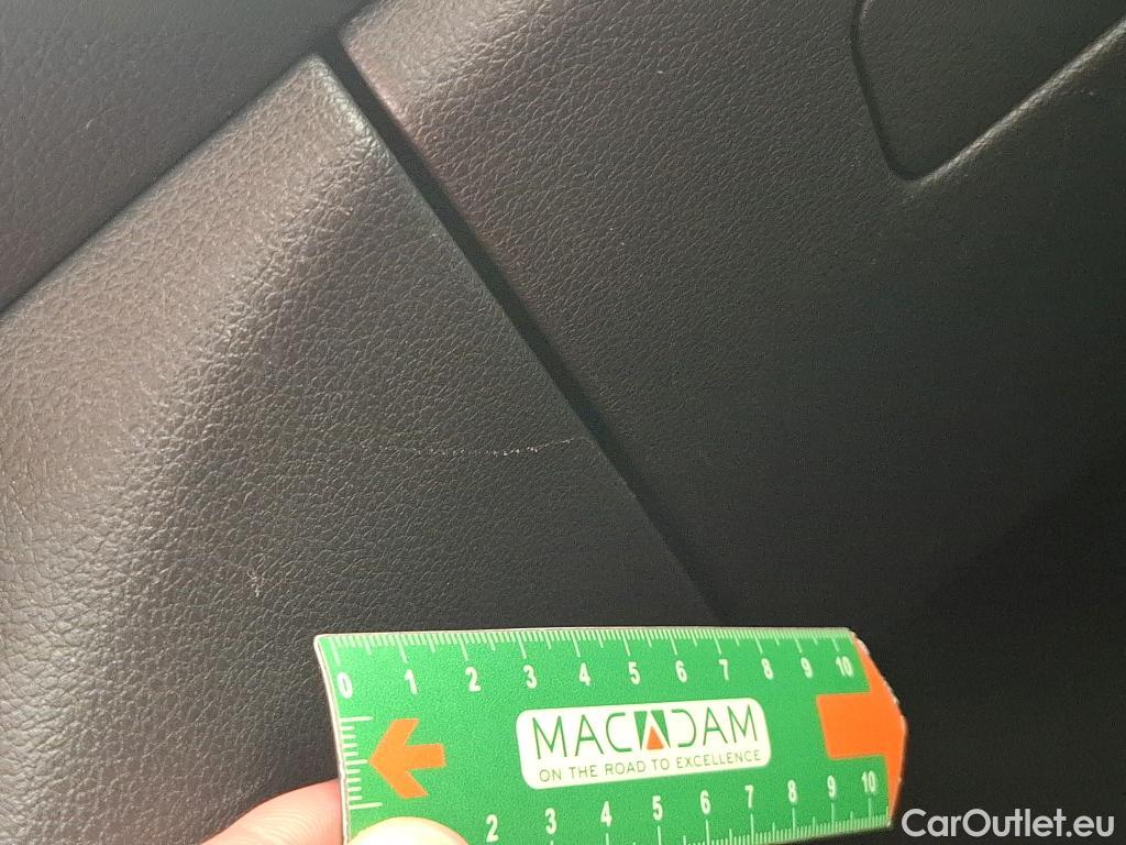  Hyundai  i30 HYUNDAI  Sport Wagon / 2020 / 5P / Break 1.0 T-GDI 120 DCT-7 MHEV CREATIVE SW #19