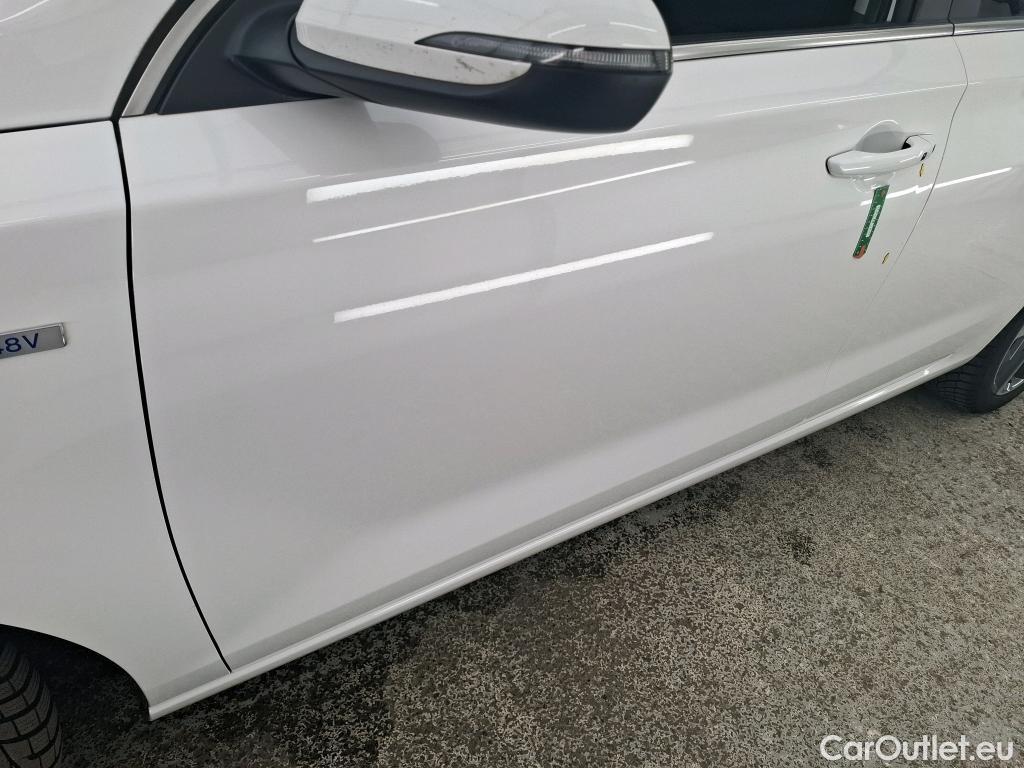  Hyundai  i30 HYUNDAI  Sport Wagon / 2020 / 5P / Break 1.0 T-GDI 120 DCT-7 MHEV CREATIVE SW #5