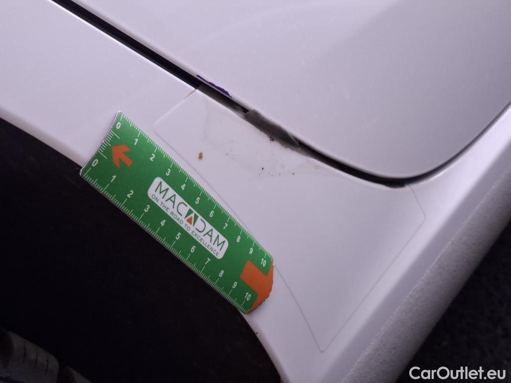  Hyundai  i30 HYUNDAI  Sport Wagon / 2020 / 5P / Break 1.0 T-GDI 120 DCT-7 MHEV CREATIVE SW #36