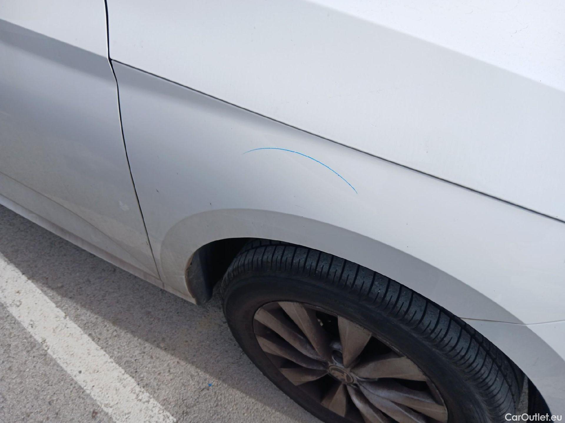  Skoda  KAMIQ SKODA  1.0 TSI 81kW (110CV) DSG Ambition #27