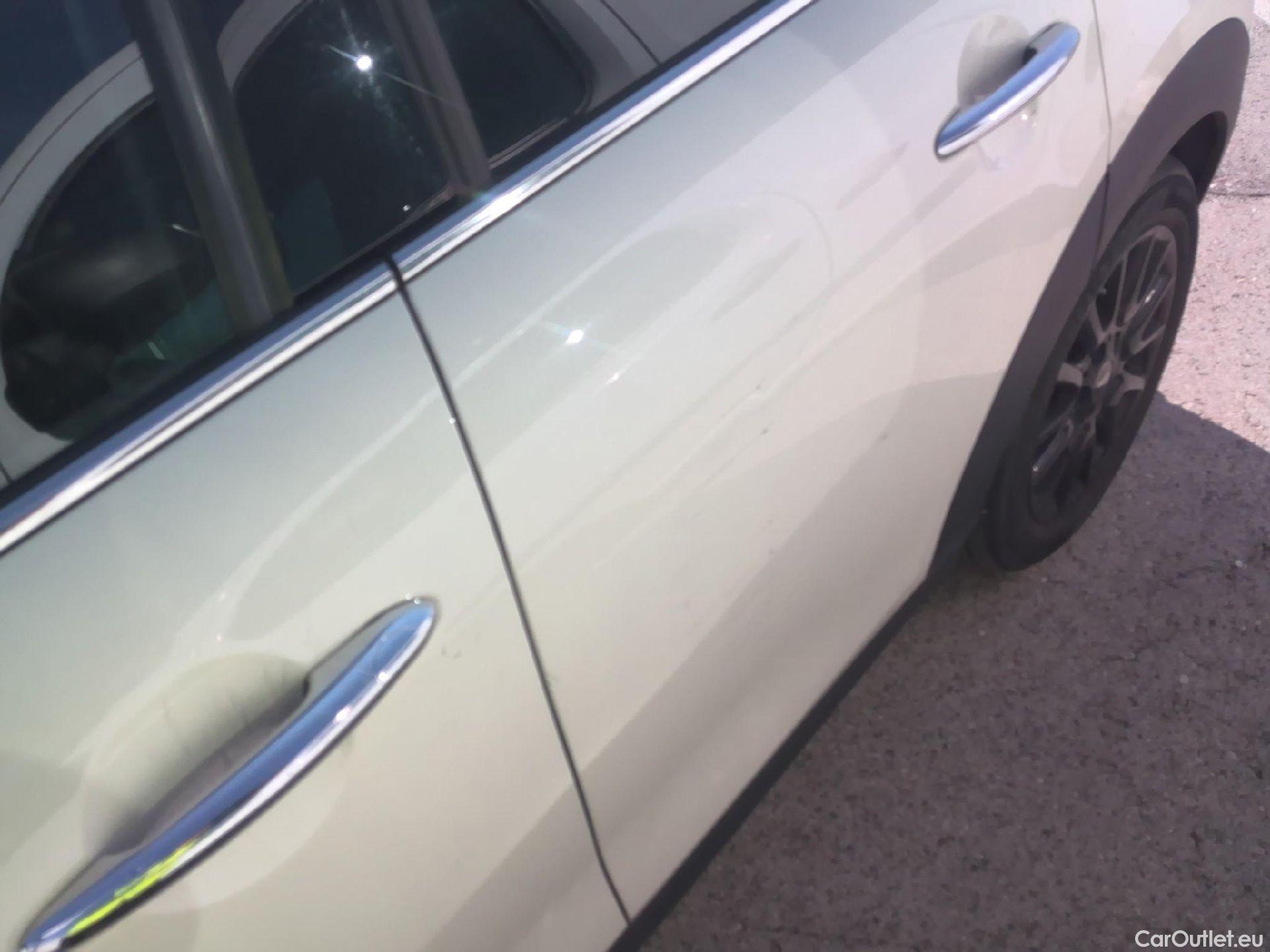  Mini  Cooper MINI MINI / 2014 / 5P / berlina con portón ONE 5 PUERTAS (CX) #8