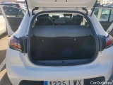  Peugeot  208 PEUGEOT  / 2019 / 5P / berlina con portón BlueHDi 73kW (100CV) Active Pack (AC) #8