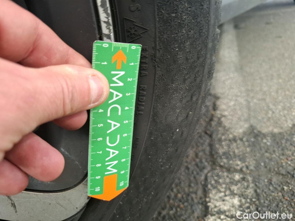  Citroen  C3 CITROEN  / 2020 / 5P / Berline PureTech 83 S&S BVM Feel Pack #9