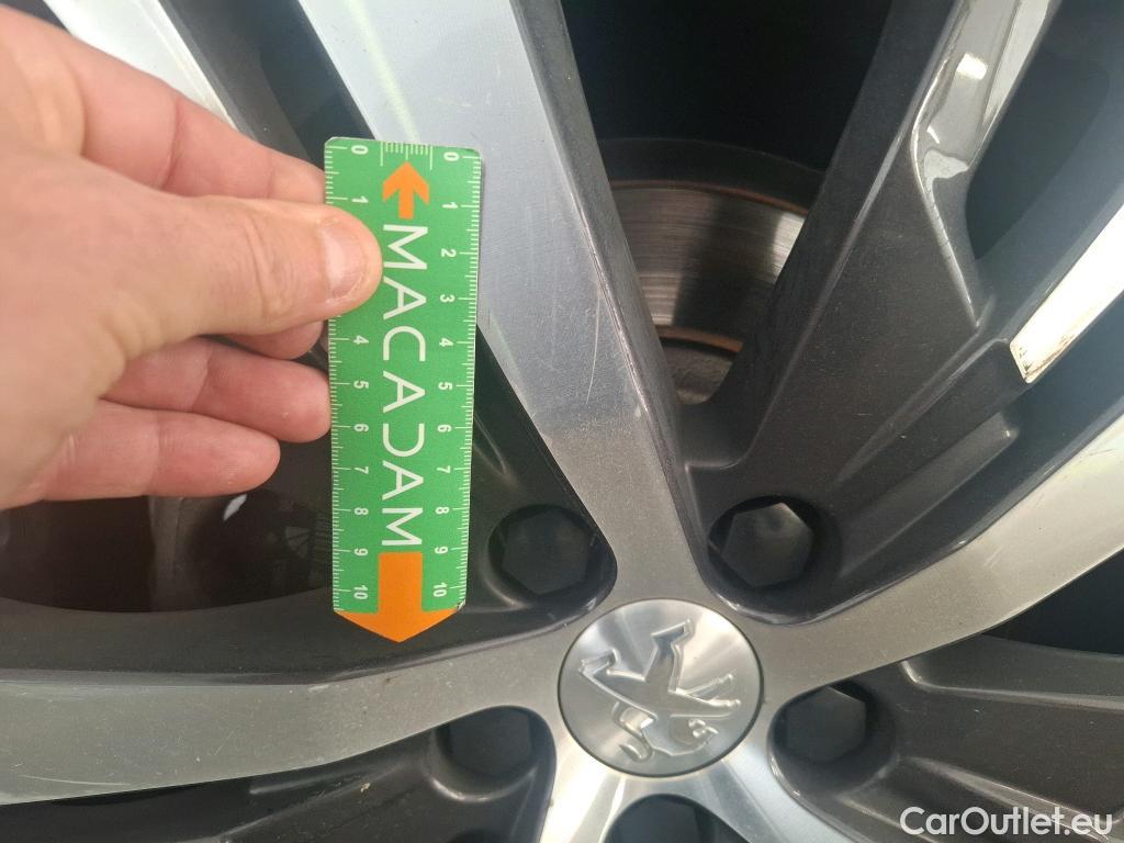  Peugeot  3008  II Allure 1.5 HDi 130CV BVA8 E6d #11