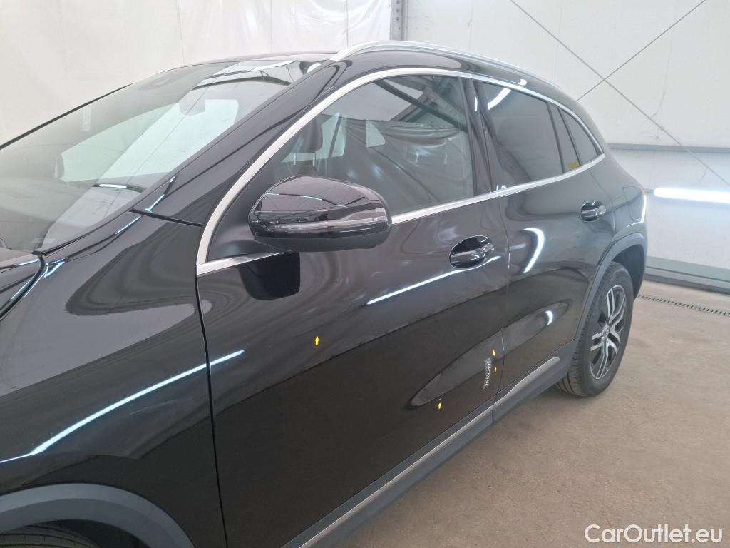  Mercedes  GLA MERCEDES-BENZ  / 2020 / 5P / SUV 1.3  250 e BUSINESS LINE DCT #34