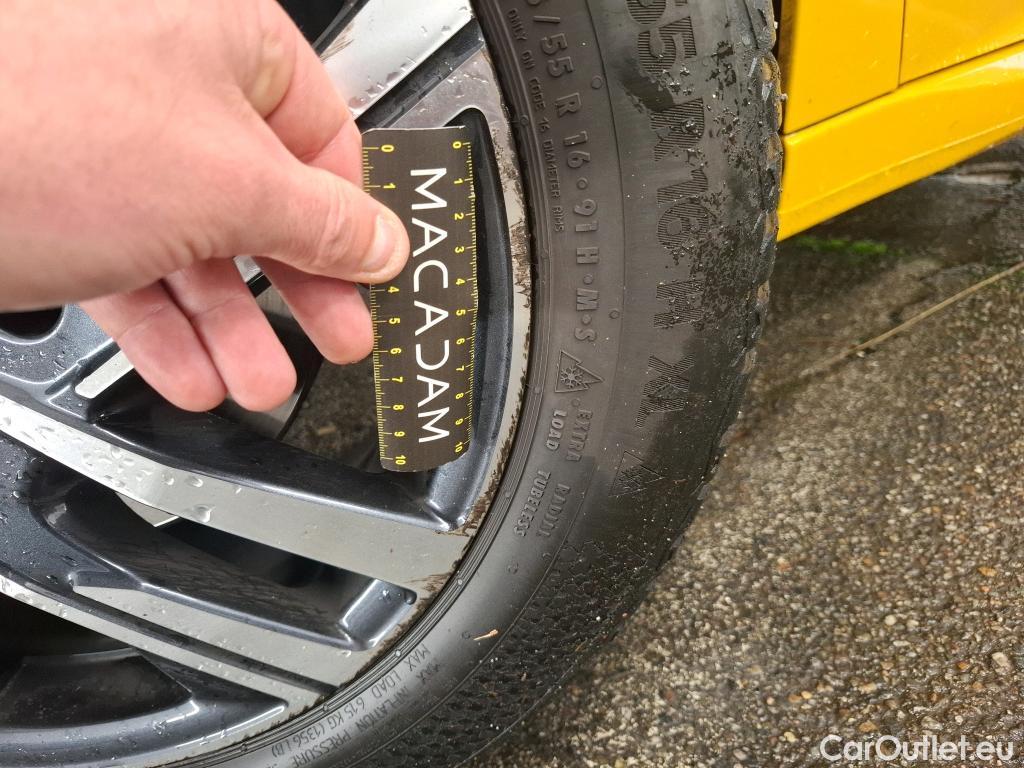  Peugeot  208  Allure Pack 1.2 PureTech 100CV BVA8 E6d #19