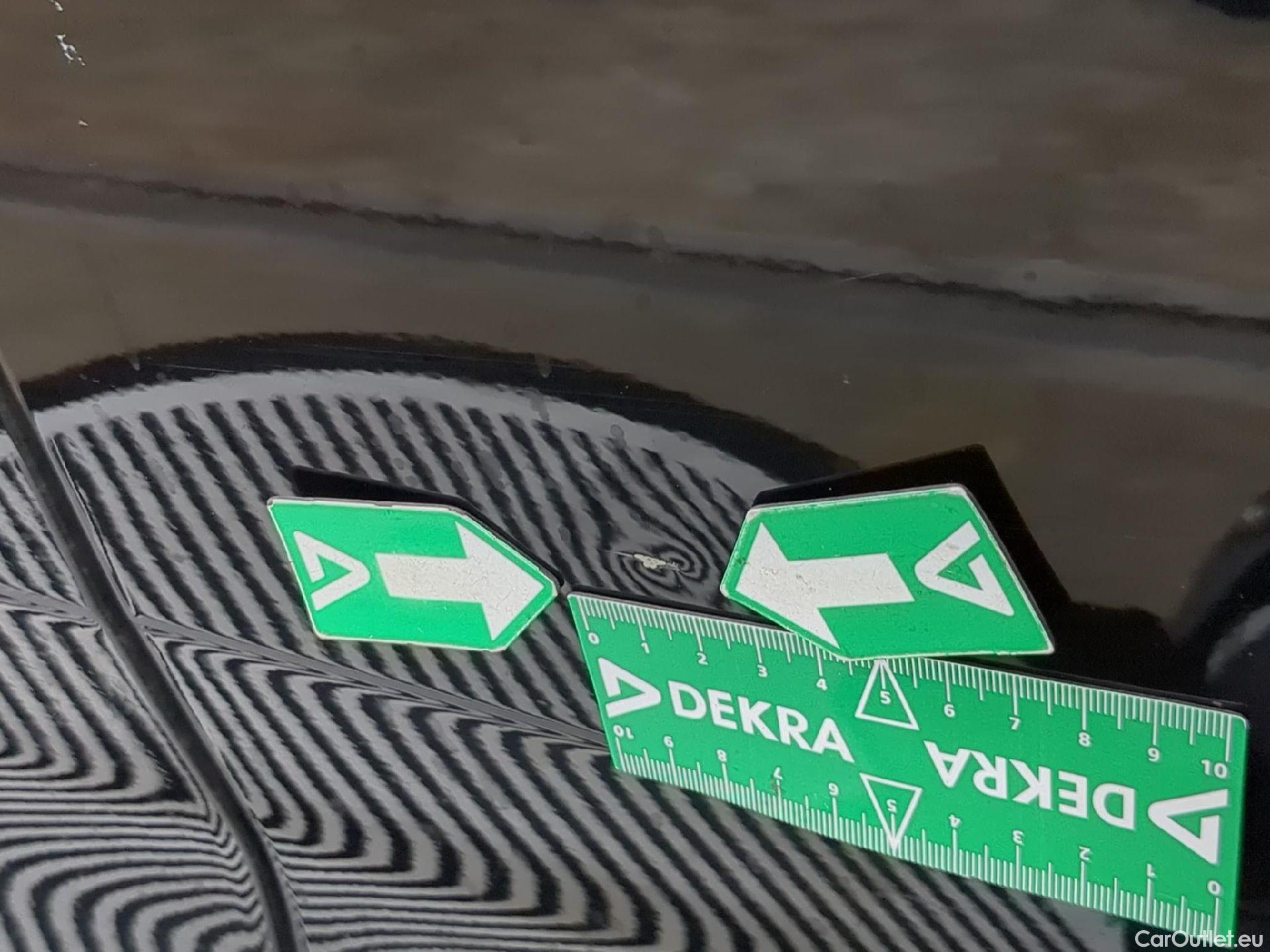  DS  DS7 DS DS 7 Crossback / 2017 / 5P / SUV E-TENSE 225 PERFORMANCE Line + #23