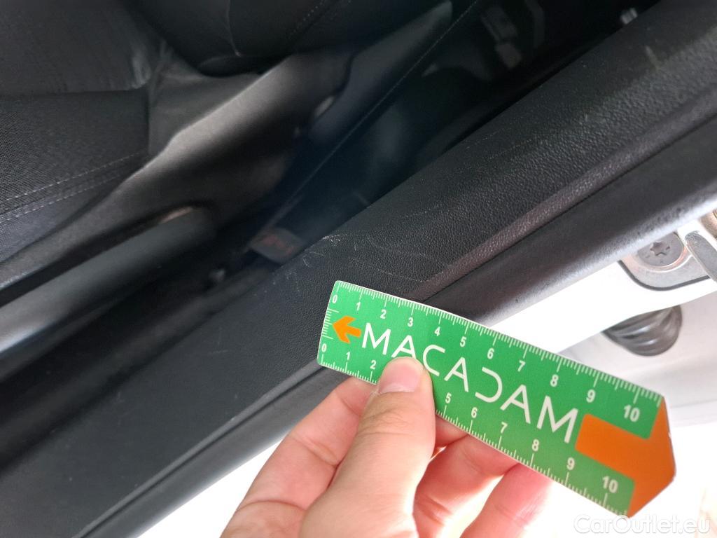  Peugeot  208  Affaire Premium Pack 1.5 HDi 100CV BVM5 E6dT #13